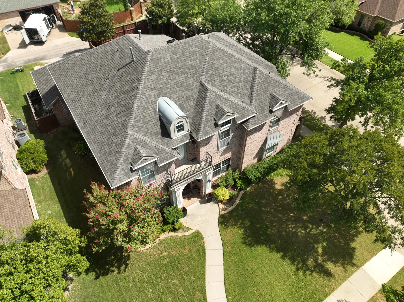 How to Choose a Roofing Company in Dallas: 12 Questions